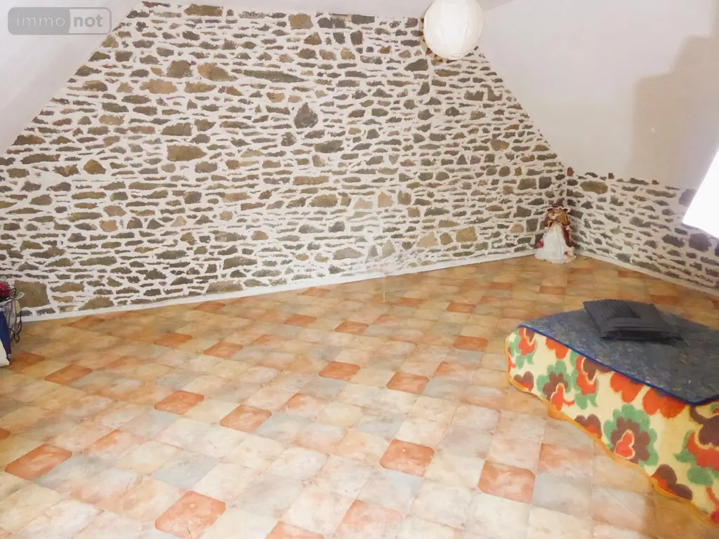Maison a vendre Mesnil-Roc'h 35720 Ille-et-Vilaine 35 109 m2 6 pièces 219088 euros 1853 005