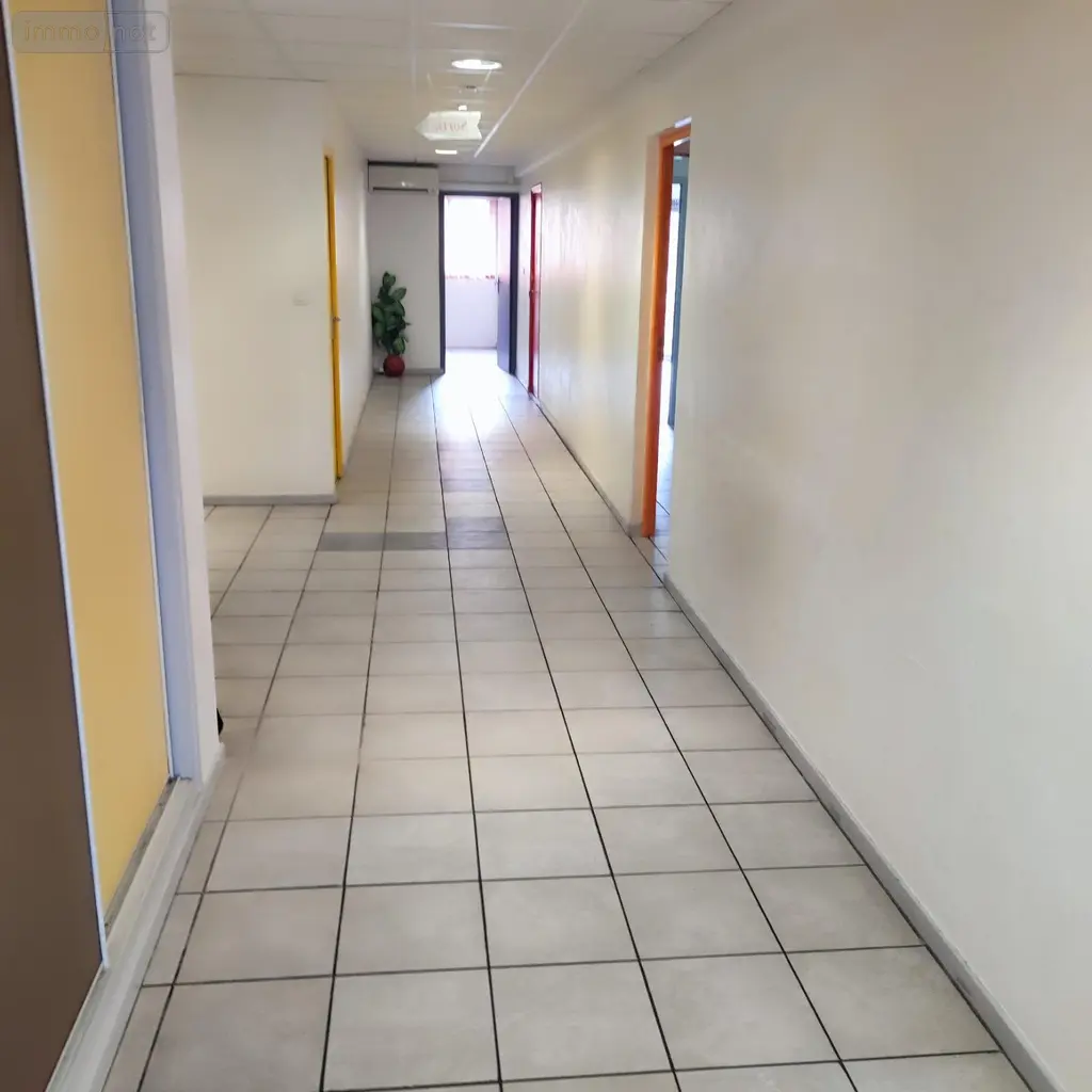 Fonds et murs commerciaux a vendre Gap 05000 Hautes-Alpes 05 150 m2 6 pièces 229900 euros 003LOCALGAPCV1500525 003