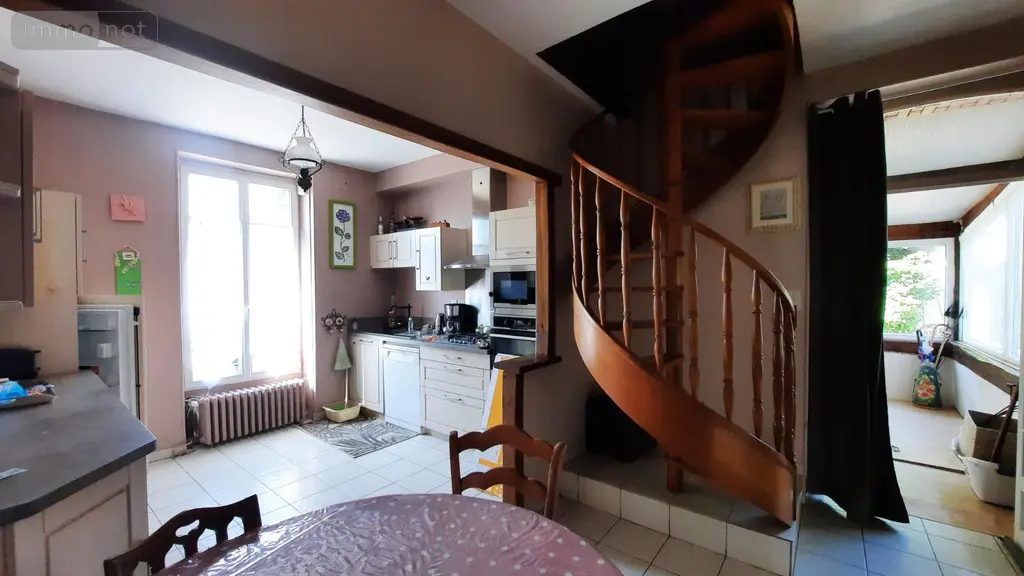 Maison a vendre Guilly 36150 Indre 36 175 m2 7 pièces 150500 euros LV026 017