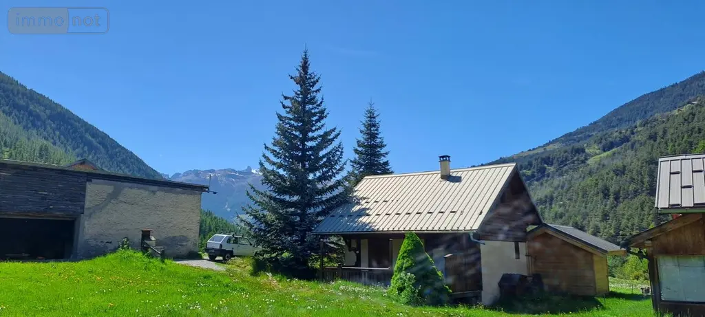 Terrain a batir a vendre Château-Ville-Vieille 05350 Hautes-Alpes 05 70000 euros SOUS PROMESSE DE VENTE / VENDU 005