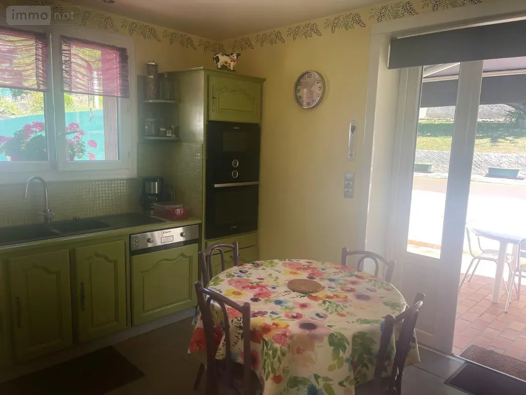 Maison a vendre Bort-les-Orgues 19110 Corrèze 19 145 m2 5 pièces 182700 euros M45 006