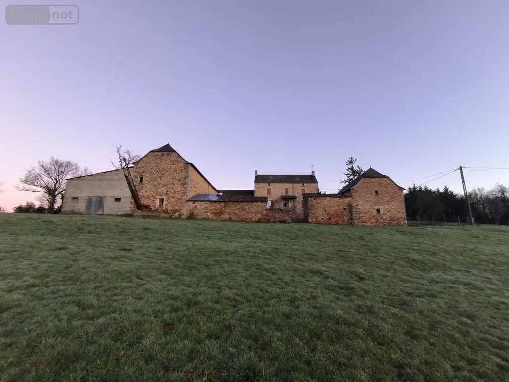 Propriete a vendre Morlhon-le-Haut 12200 Aveyron 12 150 m2 6 pièces 252000 euros 1134 004