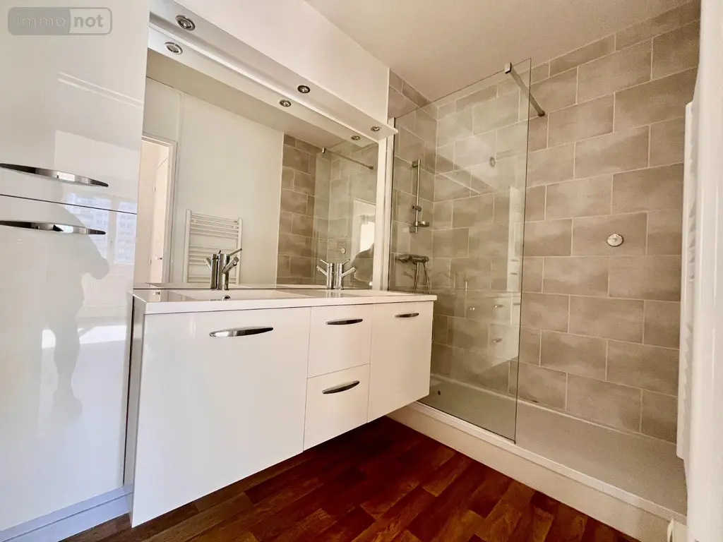 Appartement a vendre Clermont-Ferrand 63000 Puy-de-Dôme 63 80 m2 4 pièces 156000 euros 1002353 009