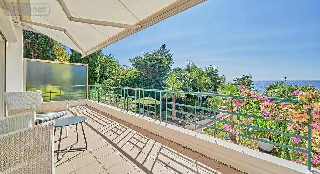 Maison a vendre Saint-Raphaël 83700 Var 83 97 m2 8 pièces 1390000 euros 1001053 004