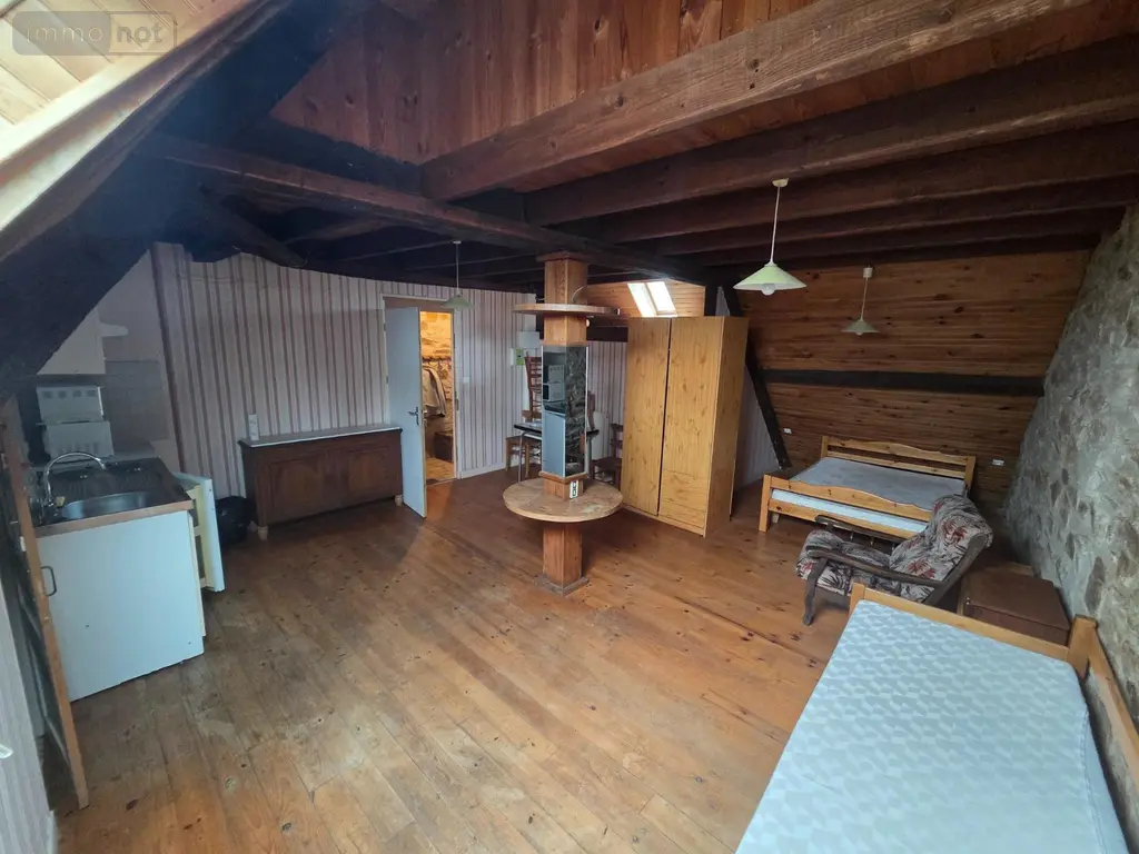 Immeuble de rapport a vendre Sauveterre-de-Rouergue 12800 Aveyron 12 241 m2 12 pièces 190000 euros 1180 009