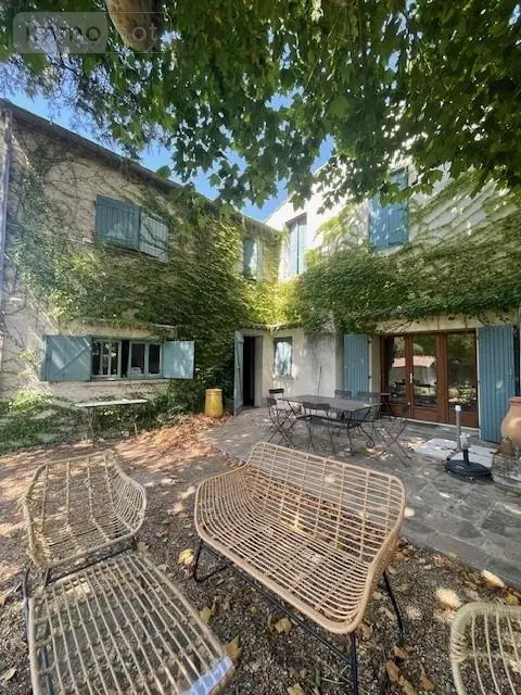 Propriete a vendre Montpellier 34000 Hérault 34 290 m2 10 pièces 945000 euros 1051976 008