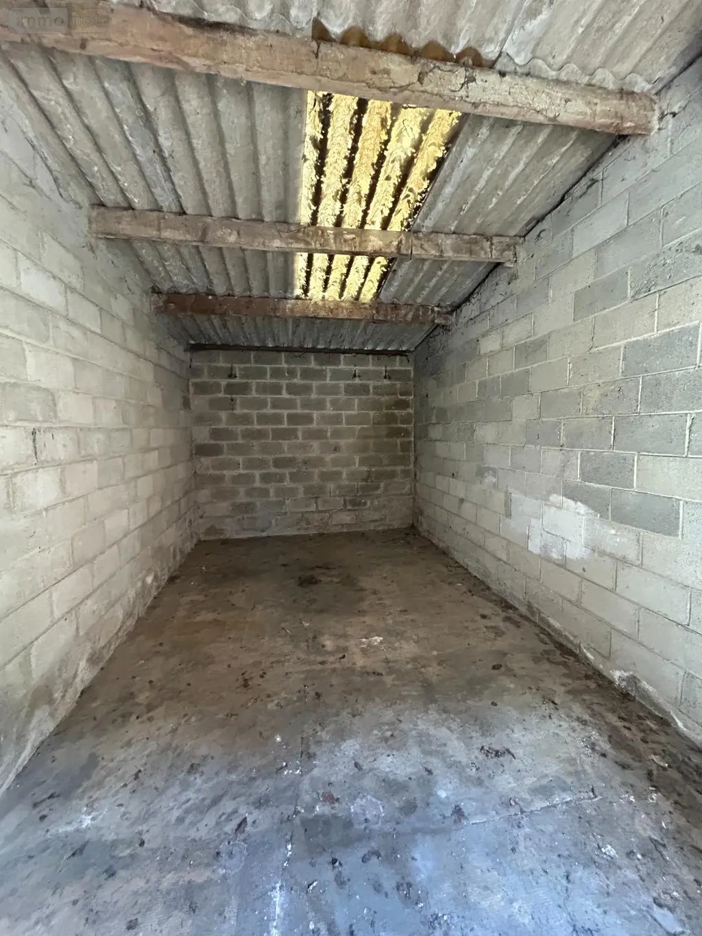 Garage et parking a vendre Péronne 80200 Somme 80 21 m2 19000 euros V0149 003