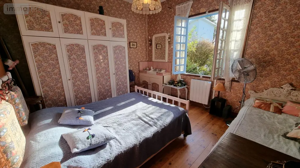 Maison a vendre Meschers-sur-Gironde 17132 Charente-Maritime 17 86 m2 7 pièces 472500 euros 1889 MER PROCHE : 2 maisons 007