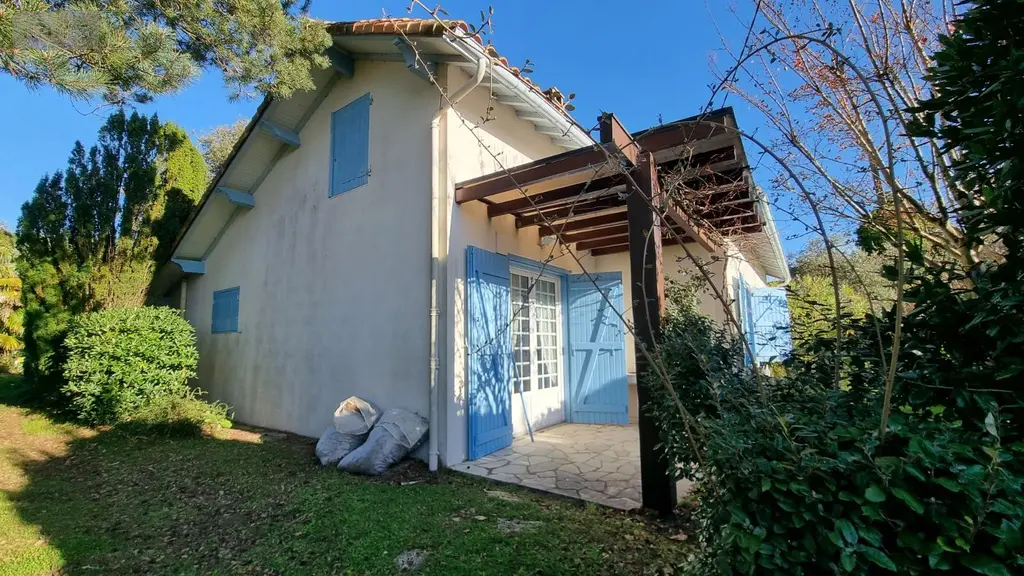 Maison a vendre Meschers-sur-Gironde 17132 Charente-Maritime 17 86 m2 7 pièces 472500 euros 1889 MER PROCHE : 2 maisons 009