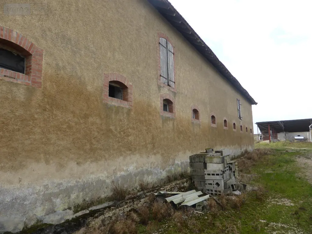 Bien agricole a vendre Cap d'Astarac 32140 Gers 32 350 m2 15 pièces 985800 euros 25011 008