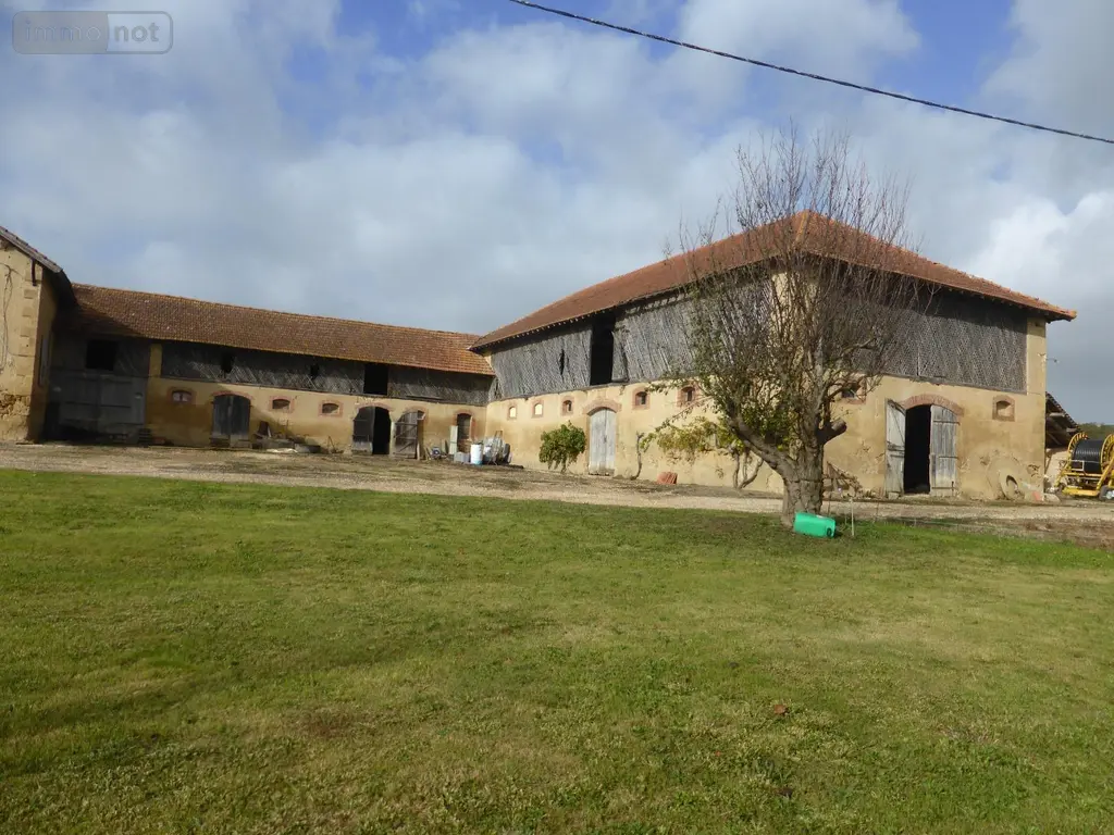 Bien agricole a vendre Cap d'Astarac 32140 Gers 32 350 m2 15 pièces 985800 euros 25011 010