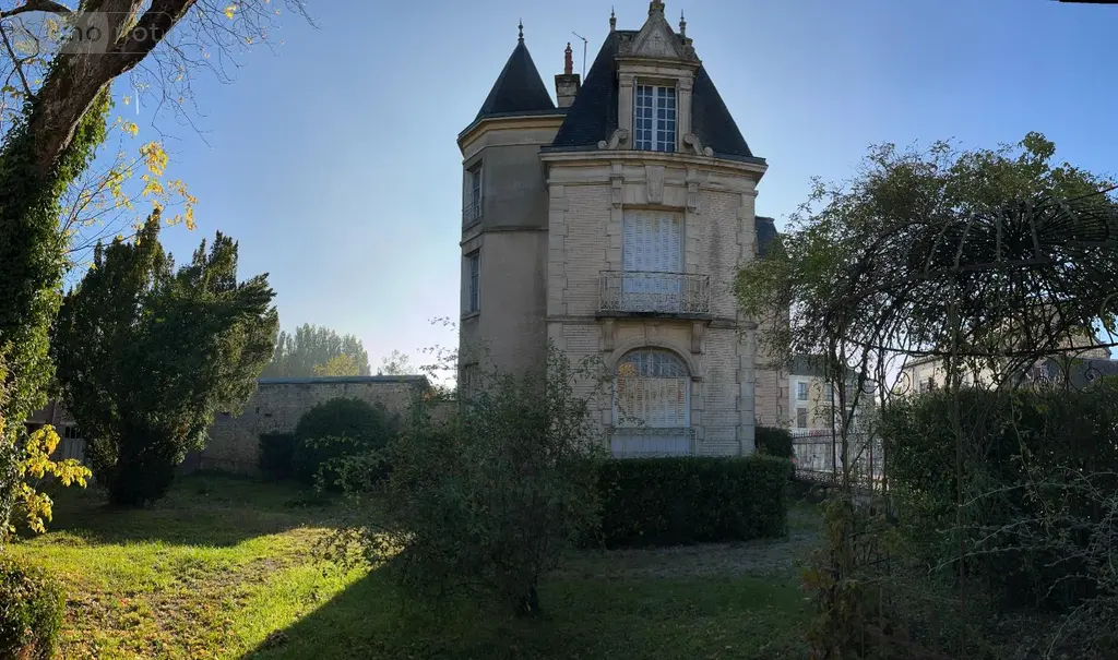 Maison a vendre Le Mêle-sur-Sarthe 61170 Orne 61 208 m2 10 pièces 300675 euros GR 002
