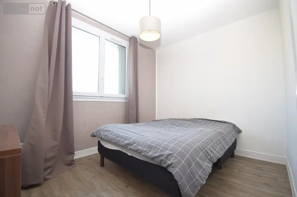 Appartement a vendre Grenoble 38100 Isère 38 55 m2 3 pièces 97000 euros 38161-4/26 006