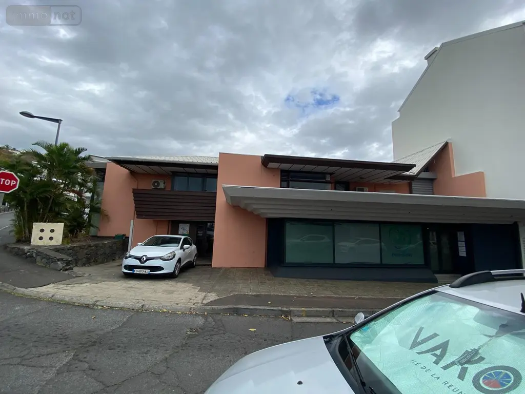 Fonds et murs commerciaux a vendre Saint-Paul 97460 La Réunion 974 4 pièces 917300 euros 228279 004