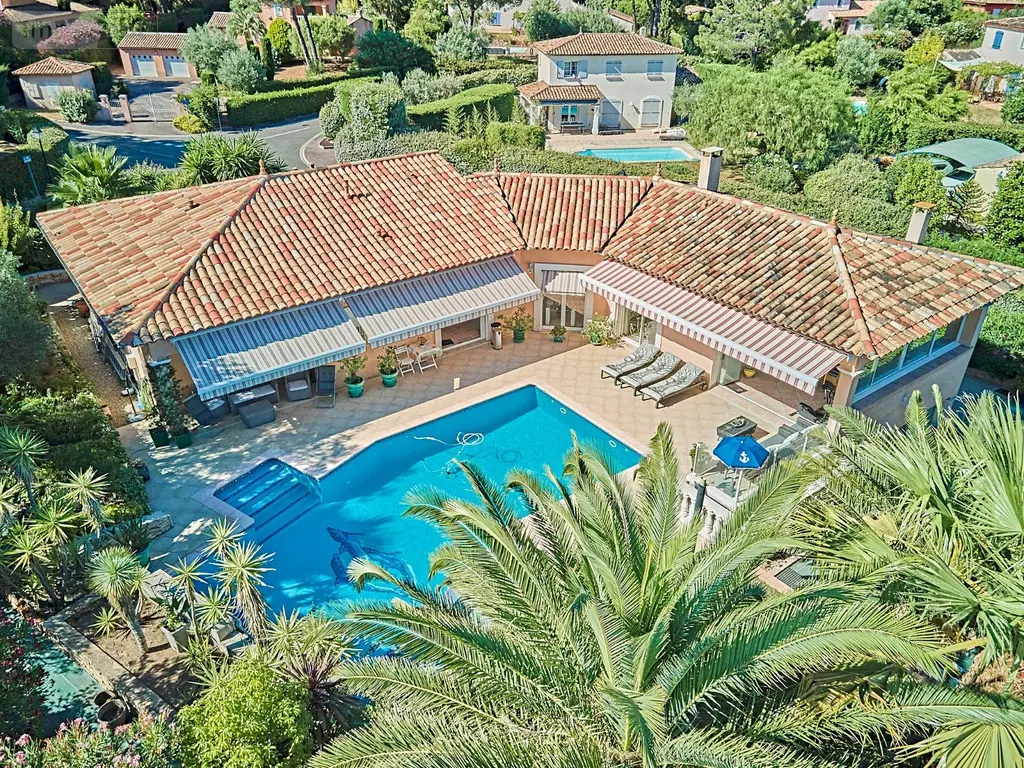 Maison a vendre Saint-Raphaël 83530 Var 83 200 m2 6 pièces 1370000 euros 1001076 004