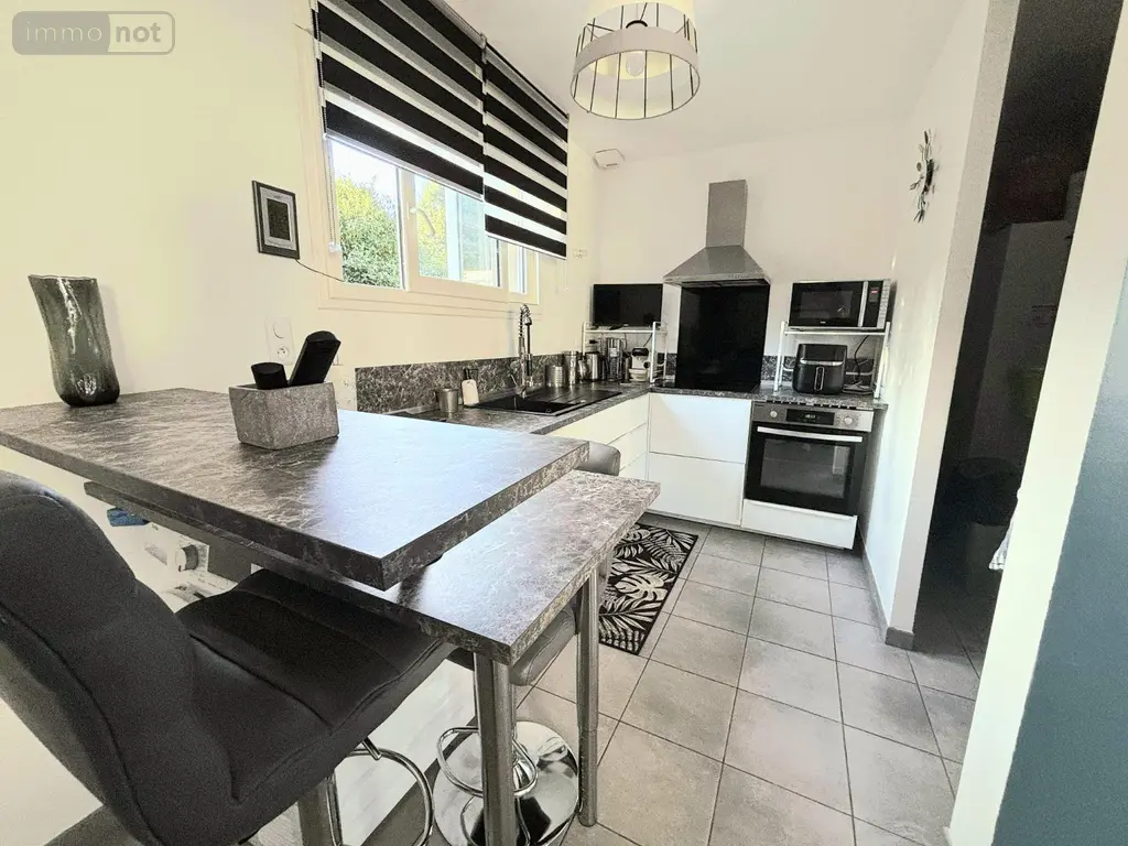 Maison a vendre Champs-sur-Tarentaine-Marchal 15270 Cantal 15 72 m2 3 pièces 159800 euros M51 002