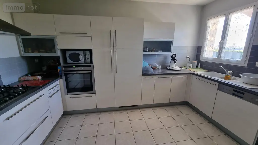 Maison a vendre Jonzac 17500 Charente-Maritime 17 169 m2 6 pièces 278250 euros 1905 002