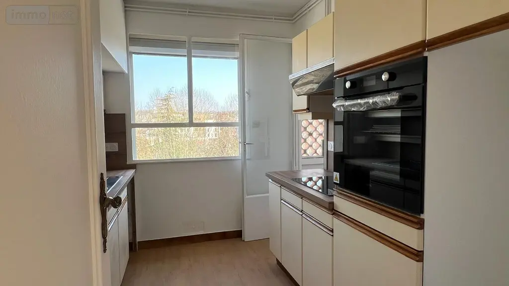 Appartement a vendre Évreux 27000 Eure 27 69 m2 3 pièces 115500 euros A035 002