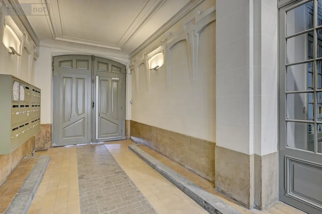 Appartement a vendre Paris 11e Arrondissement 75011 Paris 75 19 m2 2 pièces 197600 euros 2 PIECES RUE DU CHEMIN VERT 007
