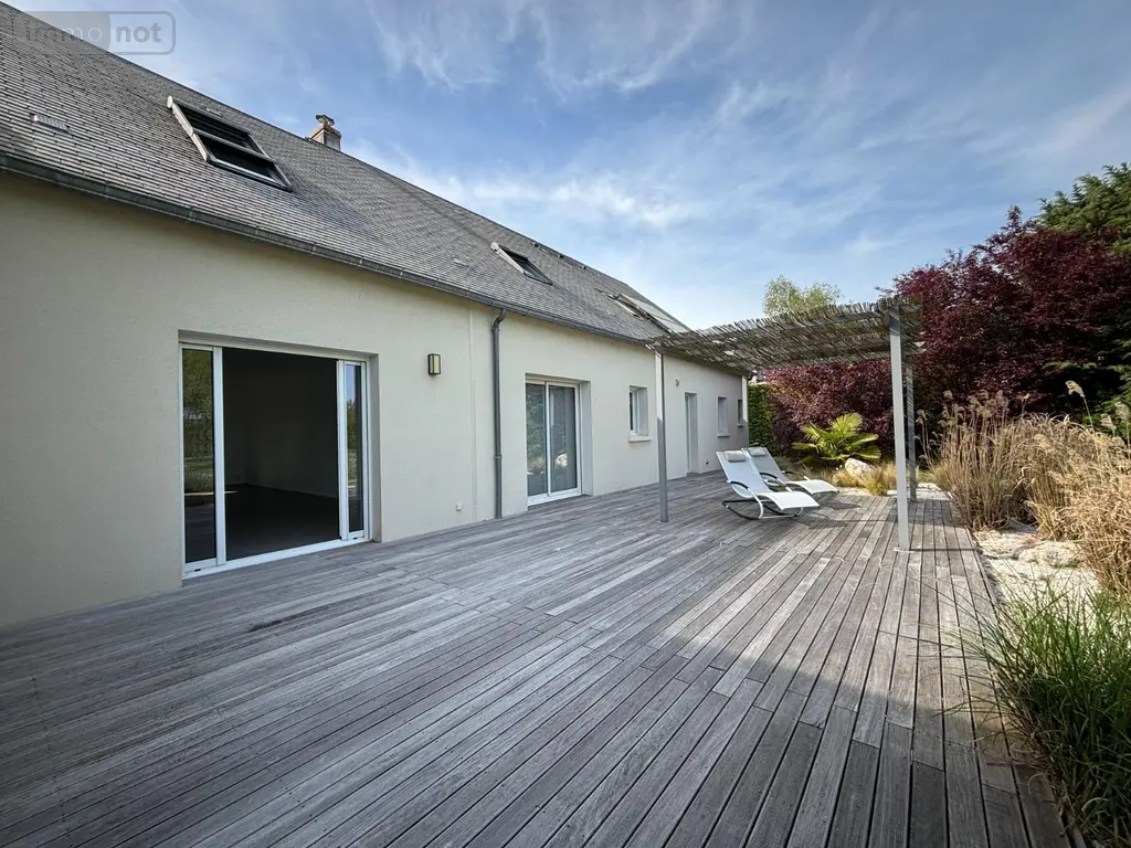 Maison a vendre Luynes 37230 Indre-et-Loire 37 240 m2 8 pièces 549000 euros 37037/413 008