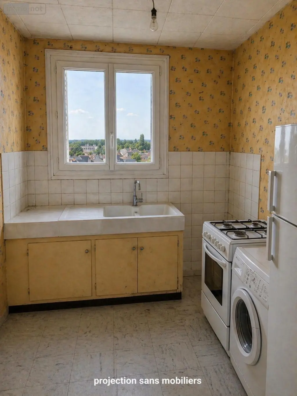 Appartement a vendre Allonnes 72700 Sarthe 72 62 m2 3 pièces 63600 euros LMY/GAU 003