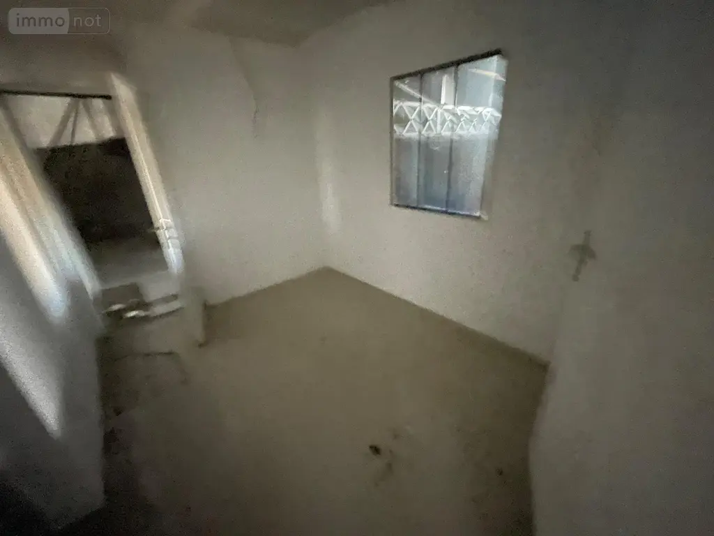 Fonds et murs commerciaux a vendre Compiègne 60200 Oise 60 300 m2 5 pièces 150000 euros ct/ct 006