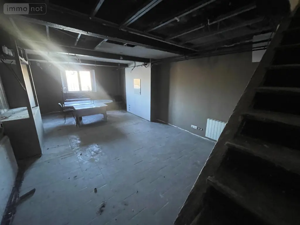 Fonds et murs commerciaux a vendre Compiègne 60200 Oise 60 300 m2 5 pièces 150000 euros ct/ct 007