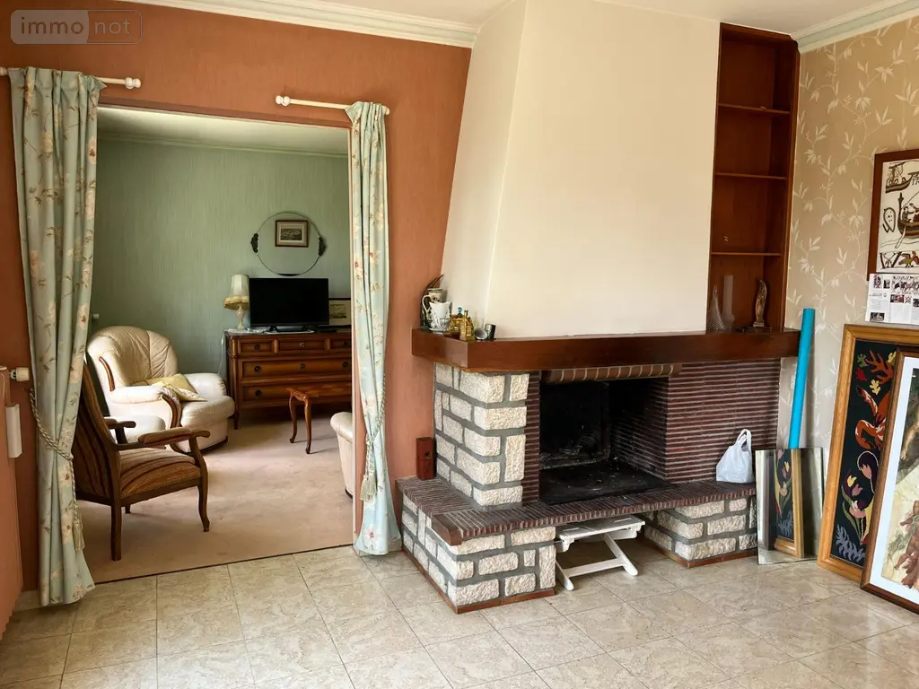 Maison a vendre Le Mêle-sur-Sarthe 61170 Orne 61 136 m2 8 pièces 253200 euros GR 004
