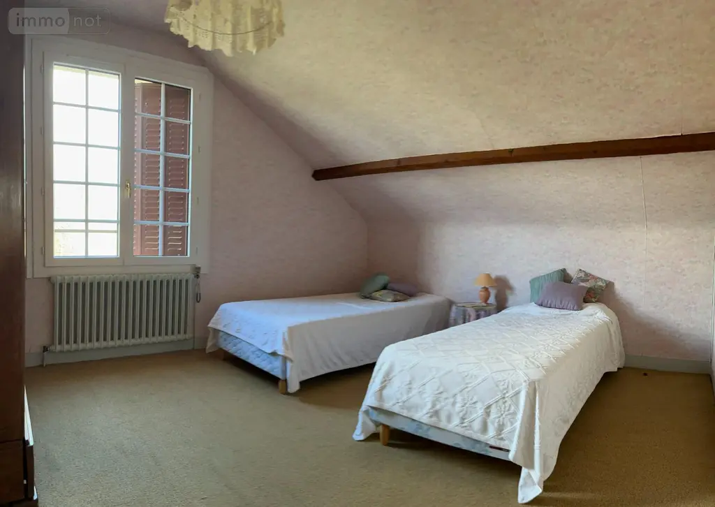 Maison a vendre Le Mêle-sur-Sarthe 61170 Orne 61 136 m2 8 pièces 253200 euros GR 007
