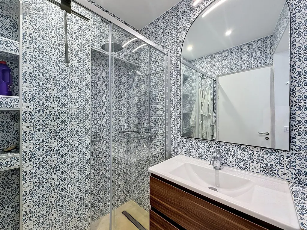 Appartement a vendre Paris 75001 Paris 75 64 m2 4 pièces 1352000 euros 75393-1 006