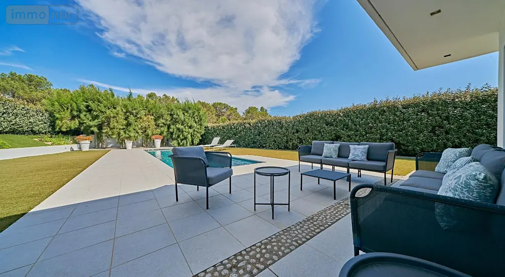 Maison a vendre Saint-Raphaël 83700 Var 83 240 m2 10 pièces 1590000 euros 1000889 003