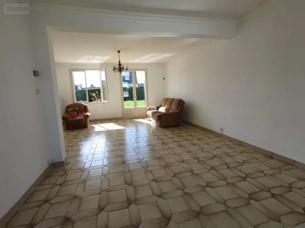 Maison a vendre Guingamp 22200 Côtes-d'Armor 22 90 m2 5 pièces 158700 euros 00405FR 004