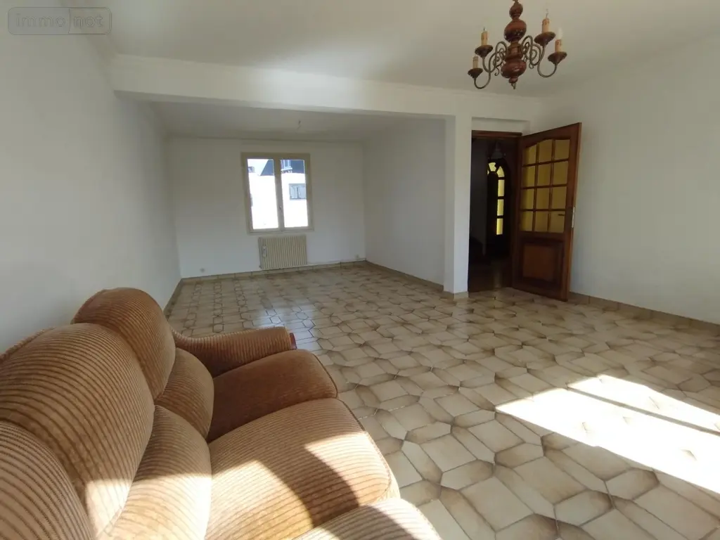 Maison a vendre Guingamp 22200 Côtes-d'Armor 22 90 m2 5 pièces 158700 euros 00405FR 005