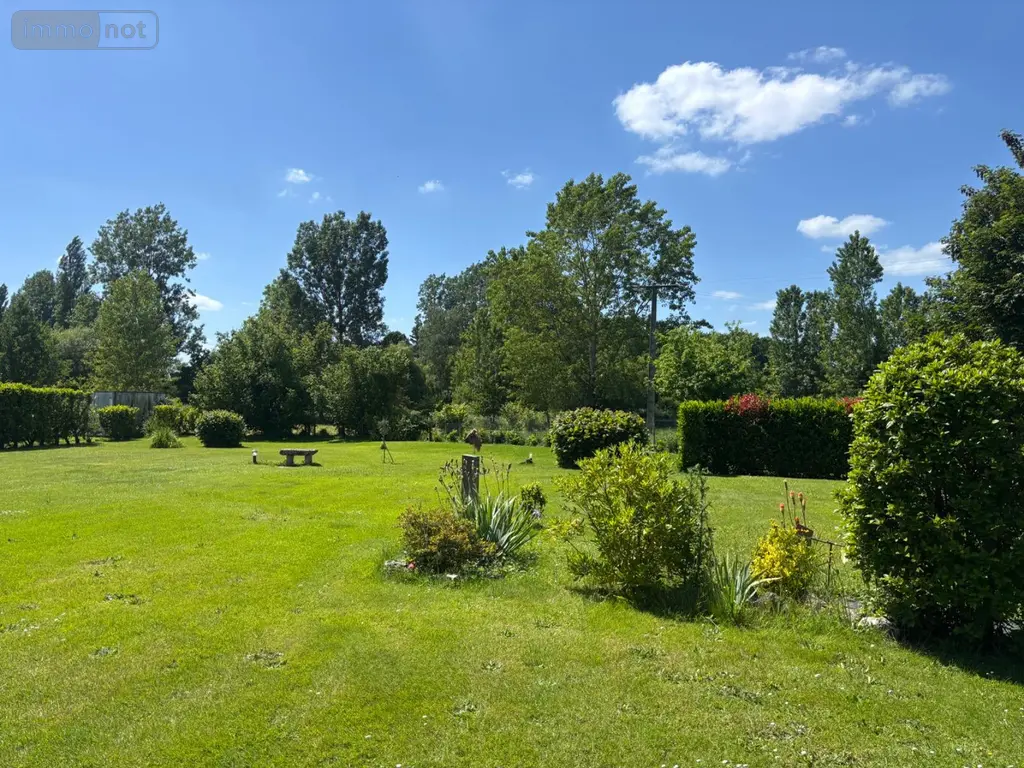 Maison a vendre La Guierche 72380 Sarthe 72 145 m2 6 pièces 273000 euros LMY/LEG 002