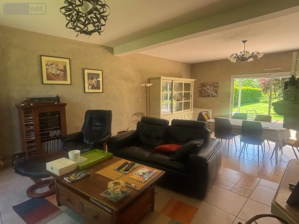 Maison a vendre La Guierche 72380 Sarthe 72 145 m2 6 pièces 273000 euros LMY/LEG 006