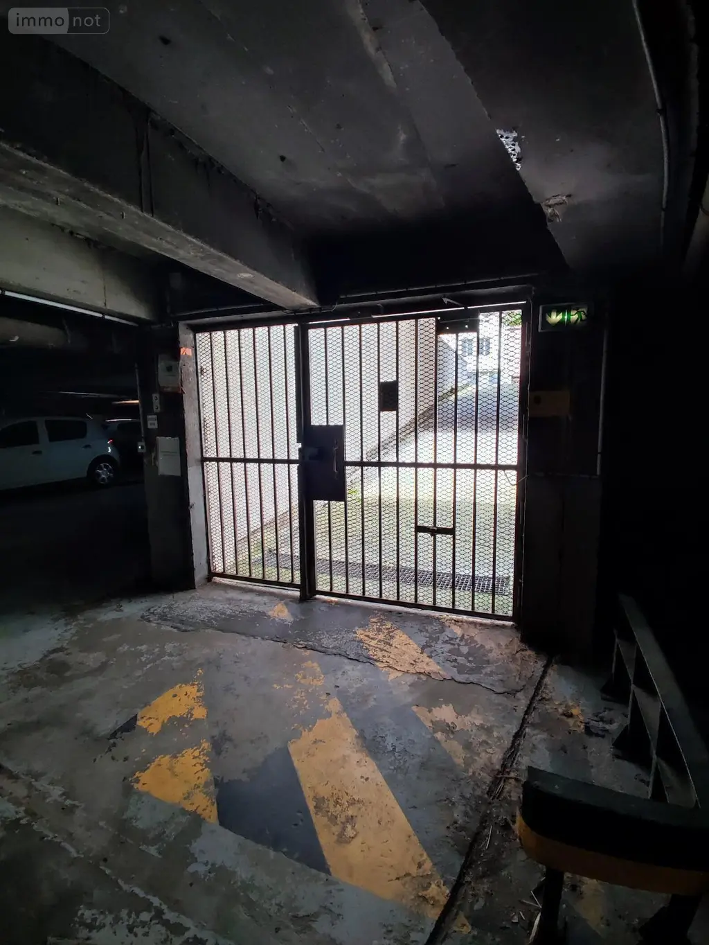 Garage et parking a vendre Rouen 76000 Seine-Maritime 76 25000 euros 2026-DG 004