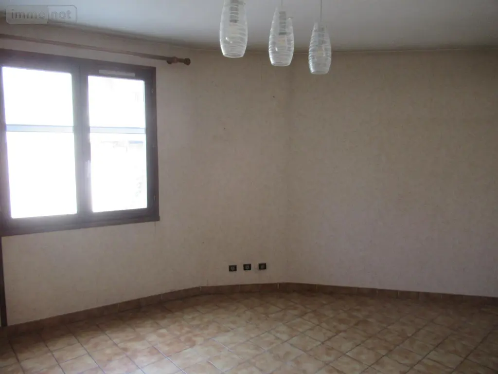 Appartement a vendre Guillestre 05600 Hautes-Alpes 05 30 m2 2 pièces 65000 euros SOUS PROMESSE DE VENTE / VENDU 002
