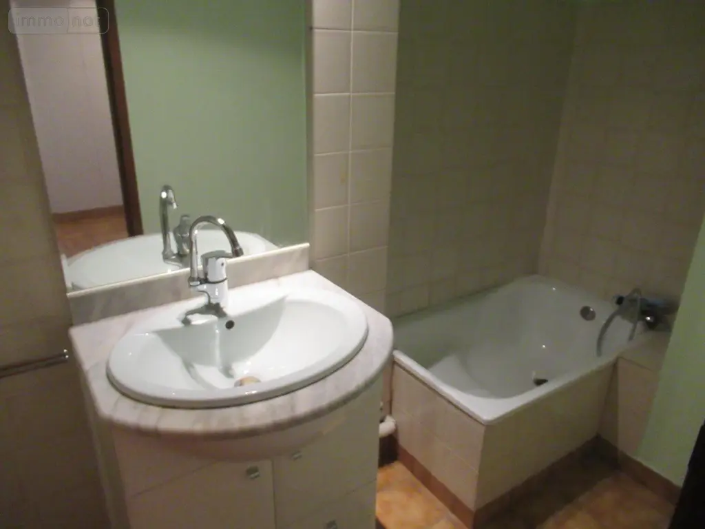 Appartement a vendre Guillestre 05600 Hautes-Alpes 05 30 m2 2 pièces 65000 euros SOUS PROMESSE DE VENTE / VENDU 007