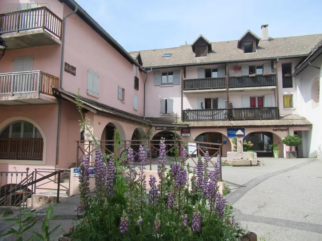 Appartement a vendre Guillestre 05600 Hautes-Alpes 05 30 m2 2 pièces 65000 euros SOUS PROMESSE DE VENTE / VENDU 010