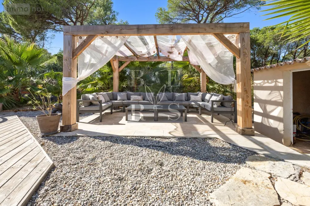 Maison a vendre Le Cannet-des-Maures 83340 Var 83 200 m2 6 pièces 749000 euros villalecannet 005