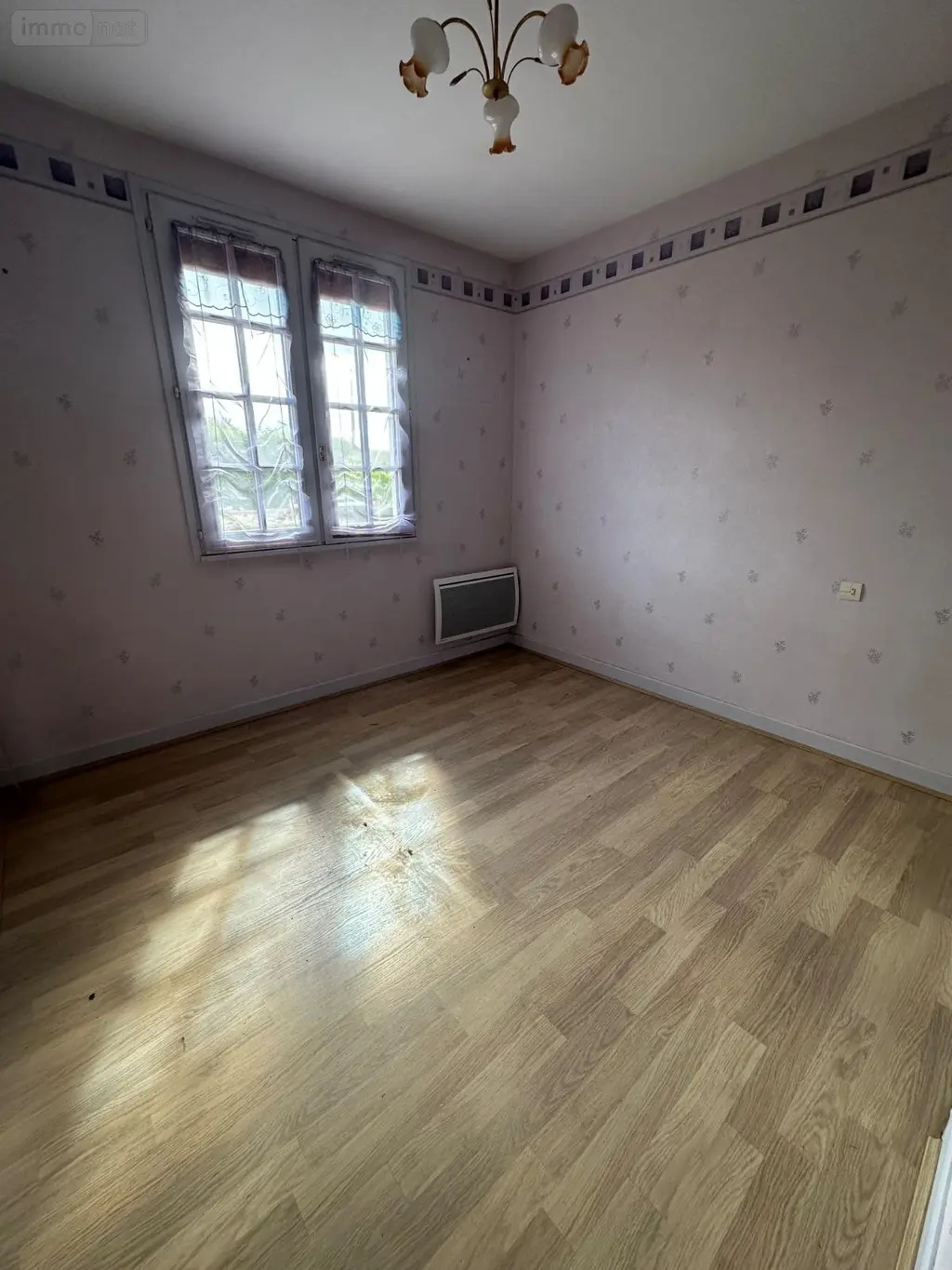Maison a vendre Saint-Aubin-de-Locquenay 72130 Sarthe 72 98 m2 6 pièces 156450 euros MA408 003