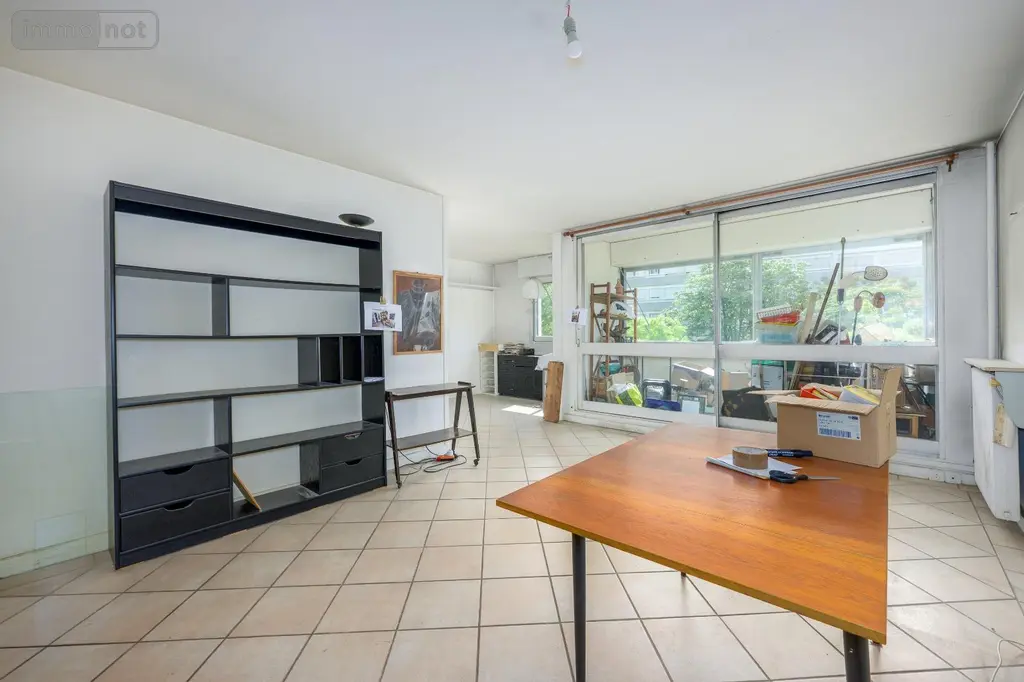 Appartement a vendre Paris 20e Arrondissement 75020 Paris 75 69 m2 3 pièces 530000 euros 3 PIECES RUE FONTARABIE 004