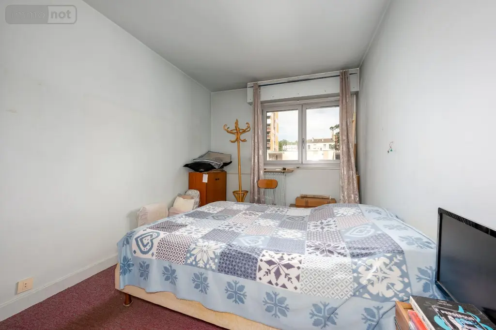 Appartement a vendre Paris 20e Arrondissement 75020 Paris 75 69 m2 3 pièces 530000 euros 3 PIECES RUE FONTARABIE 012