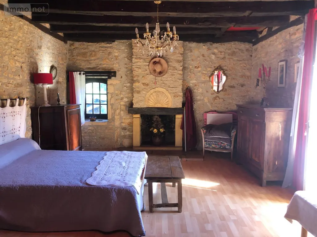 Propriete a vendre Prats-de-Carlux 24370 Dordogne 24 200 m2 10 pièces 212000 euros 135 007
