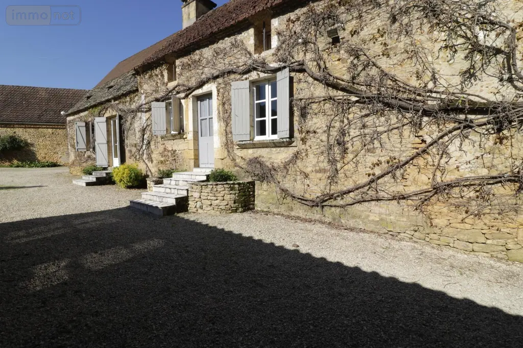 Propriete a vendre Prats-de-Carlux 24370 Dordogne 24 200 m2 10 pièces 212000 euros 135 011