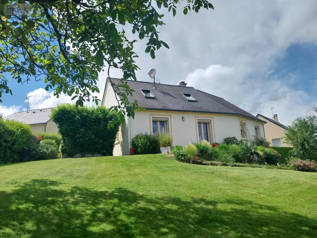 Maison a vendre Le Genest-Saint-Isle 53940 Mayenne 53 146 m2 7 pièces 280298 euros 53090-997 011
