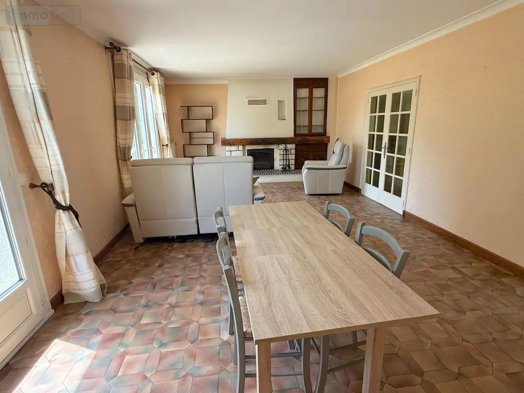 Maison a vendre Neuville-sur-Sarthe 72190 Sarthe 72 145 m2 6 pièces 262480 euros 2026-004 004