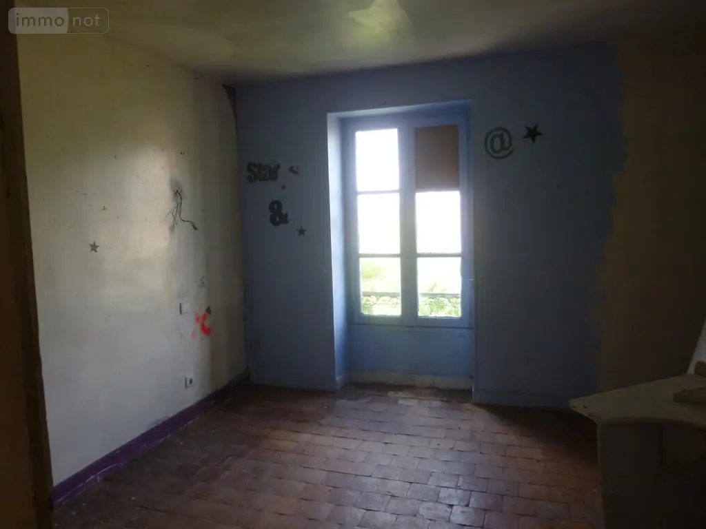 Maison a vendre Cosne-Cours-sur-Loire 58200 Nièvre 58 80 m2 8 pièces 53000 euros ST 270 005