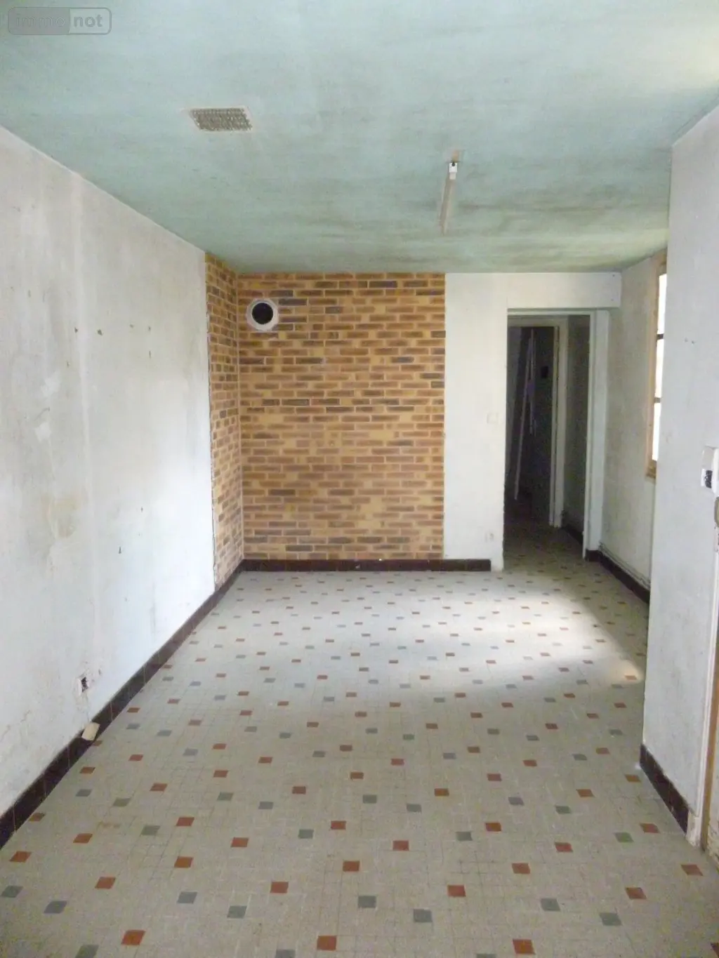 Maison a vendre Cosne-Cours-sur-Loire 58200 Nièvre 58 80 m2 8 pièces 53000 euros ST 270 006