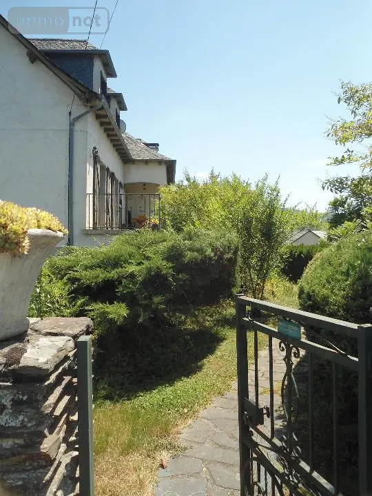 Maison a vendre Argentat-sur-Dordogne 19400 Corrèze 19 165 m2 9 pièces 135272 euros Argentat 002